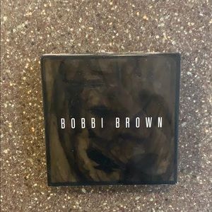 Bobbie brown shimmer brick in sandstone